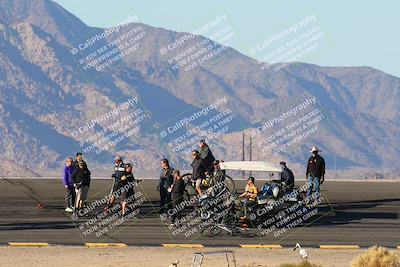 media/Feb-06-2025-Racers Edge (Thu) [[c17ed6f7b1]]/3-Around the Pits-Track Walk/